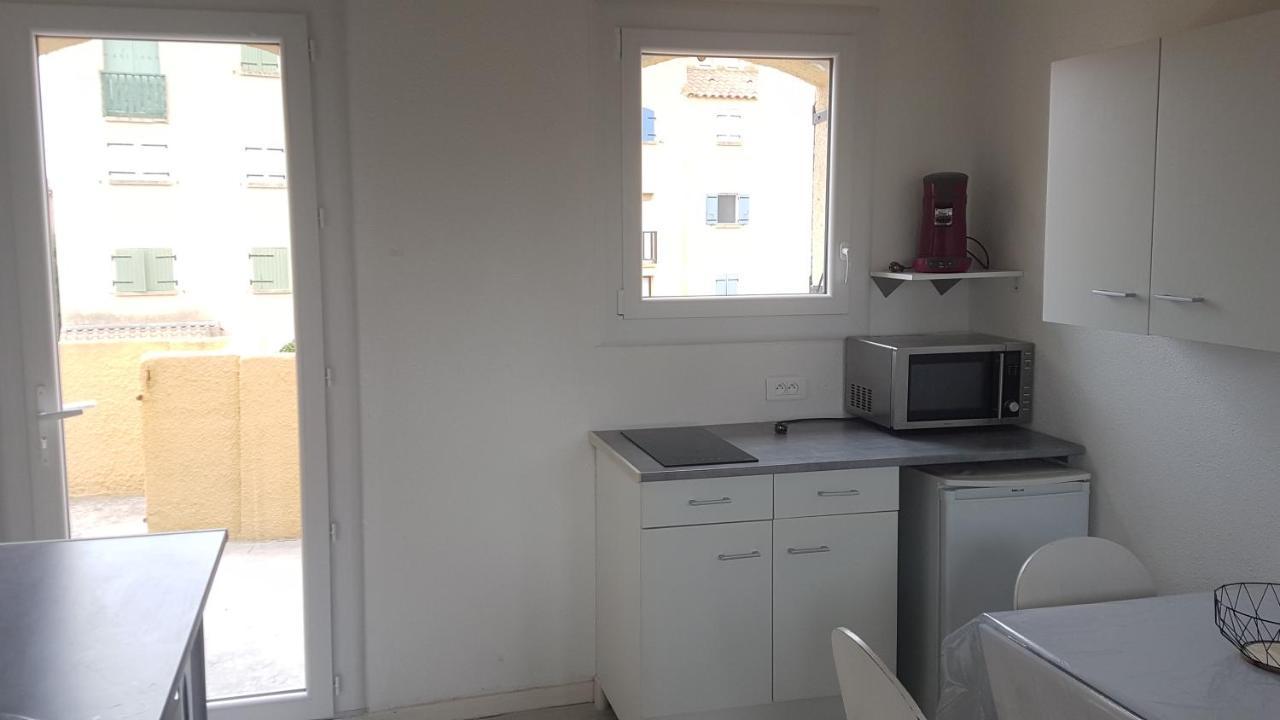 Appartement T2 avec cabine à St Pierre La Mer Fleury  Exterior foto